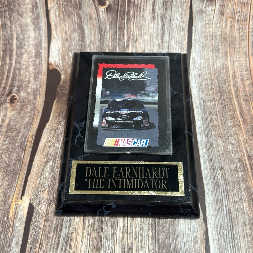 Dale Earnhardt Collector’s PlaqueItem #ME2750